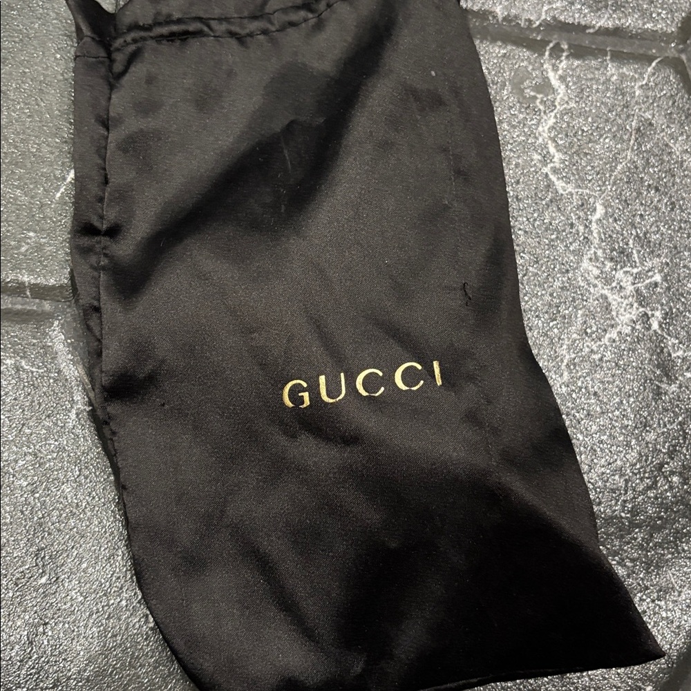 Gucci Women's Sunglasses in Vibrant Red - Picture 6 of 6